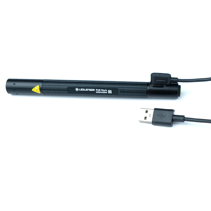 Ledlenser 1 pièce noir autonomie 15 heures P4R Work Lampe de poche à LED avec batterie rechargeable 170 lumens portée 100 mètres 