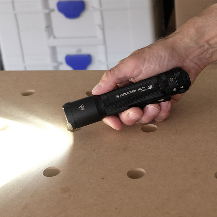 Ledlenser TAC7R Flashlight 503053 - Image 8