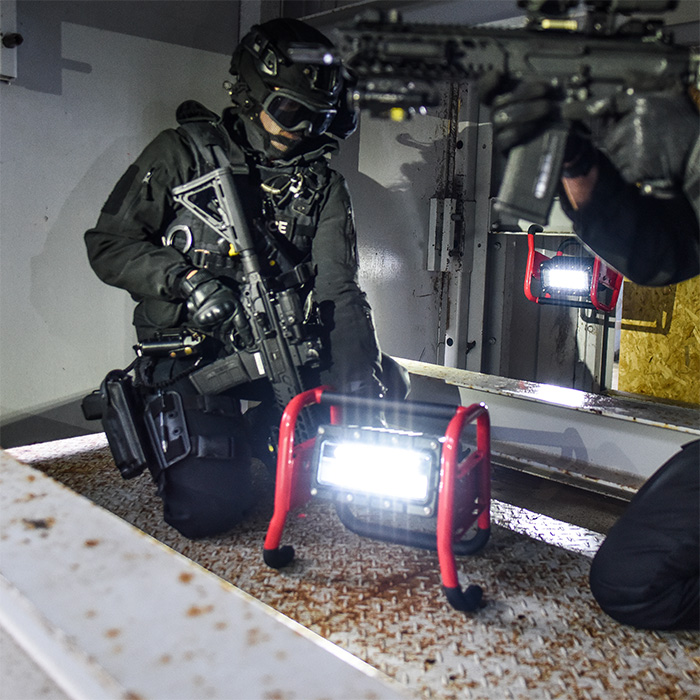 Streamlight Portable Scene Light II - Image 10